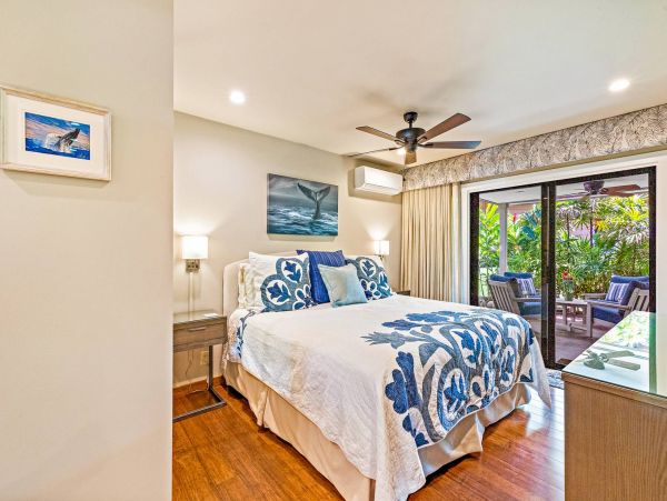 Luxury Vacation Accommodation with Ocean Views and Pool