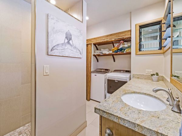 Luxury Vacation Accommodation with Ocean Views and Pool
