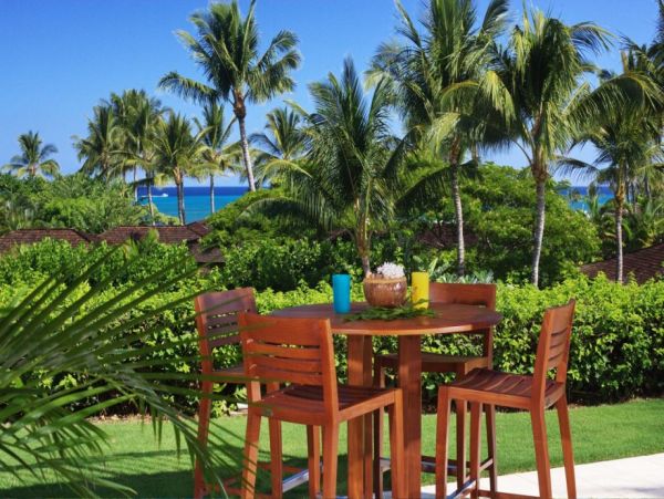 Partial Oceanviews Kailua-Kona Vacation Home Sleeps 4 Guests