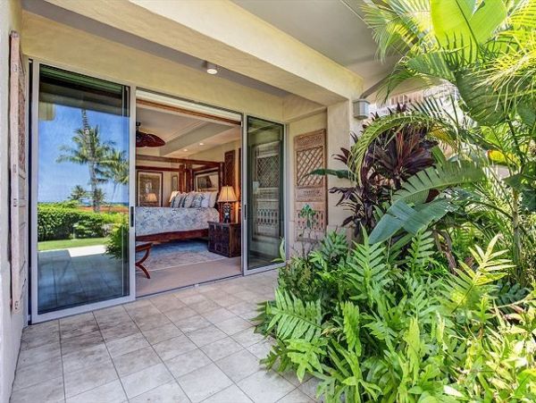 Partial Oceanviews Kailua-Kona Vacation Home Sleeps 4 Guests