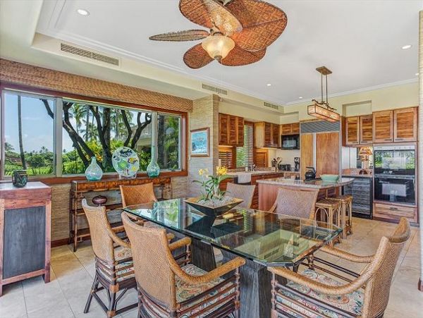 Partial Oceanviews Kailua-Kona Vacation Home Sleeps 4 Guests