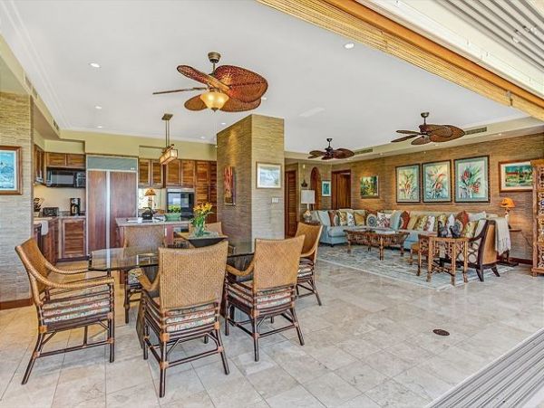Partial Oceanviews Kailua-Kona Vacation Home Sleeps 4 Guests