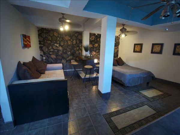 St Thomas Stunning 7 Bedroom Villa- Loft Office Pool & Views