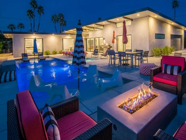 Palm Springs 5 Bed Vacation Home Private Pool Spa & Fire Pit