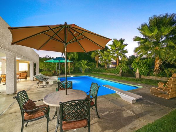 Palm Desert Luxury Vacation Pool Home Sleeps 12 Guests