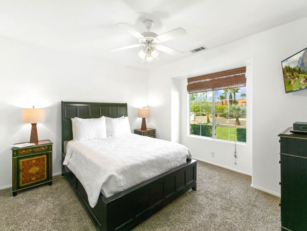 Palm Desert Luxury Vacation Pool Home Sleeps 12 Guests
