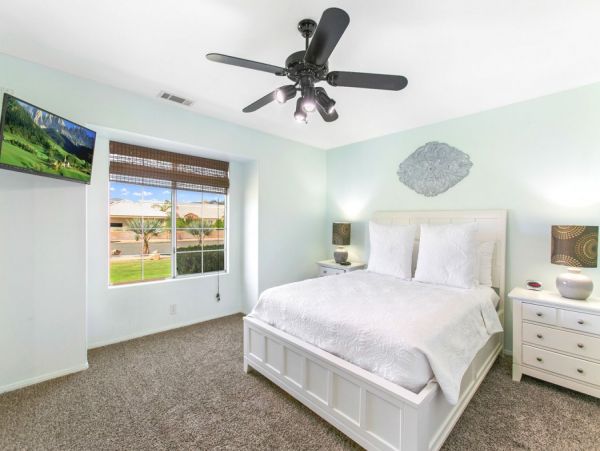 Palm Desert Luxury Vacation Pool Home Sleeps 12 Guests