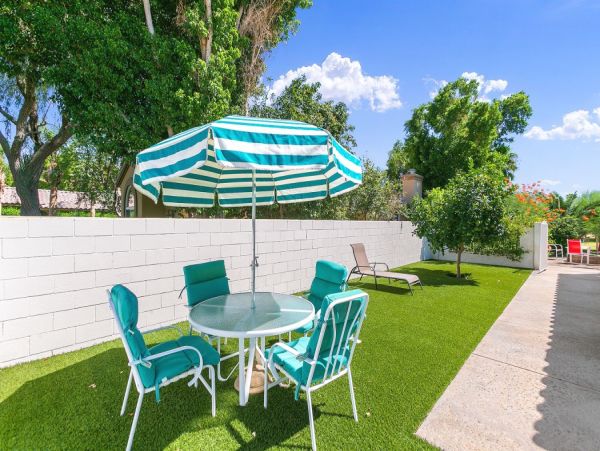 Palm Desert Luxury Vacation Pool Home Sleeps 12 Guests