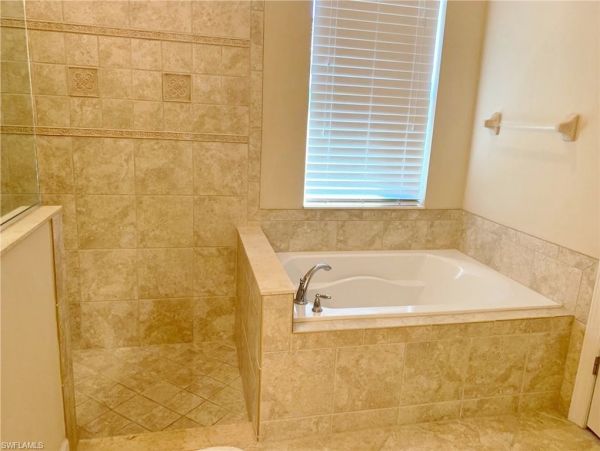 Three Bedroom Naples Vacation Pool Home Plus Den