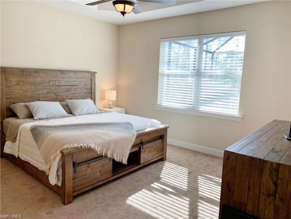 Three Bedroom Naples Vacation Pool Home Plus Den