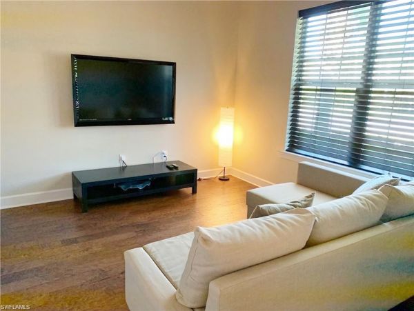 Three Bedroom Naples Vacation Pool Home Plus Den