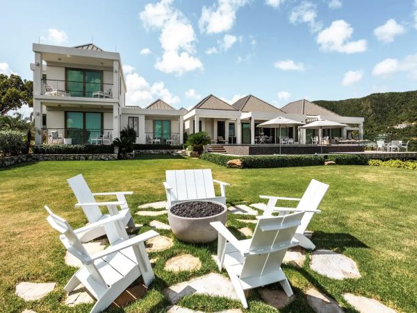 BVI Stunning Luxury Vacation Pool Villa with Ocean Views