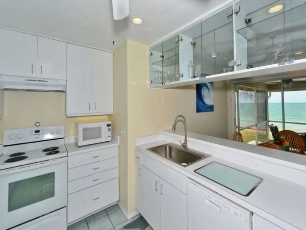 Great Value Three Bedroom Casey Key Beach Home Sleeps 7