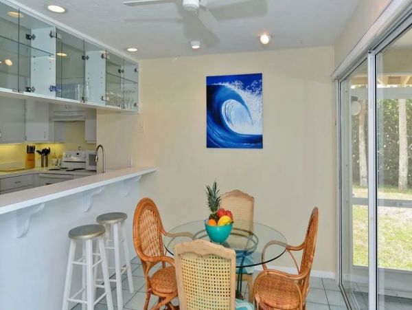 Great Value Three Bedroom Casey Key Beach Home Sleeps 7