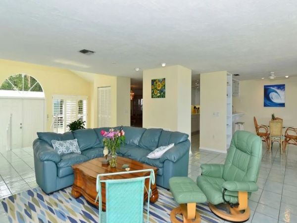Great Value Three Bedroom Casey Key Beach Home Sleeps 7