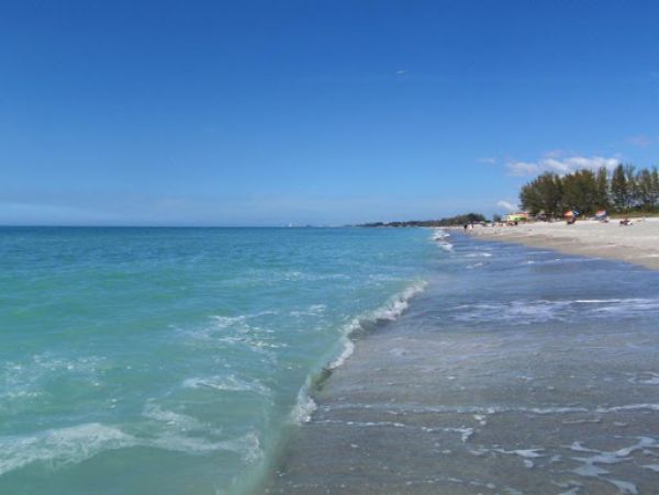 Great Value Three Bedroom Casey Key Beach Home Sleeps 7