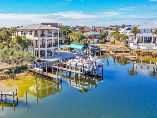 Luxury 8 Bedroom Destin Vacation Home On Destin Harbor