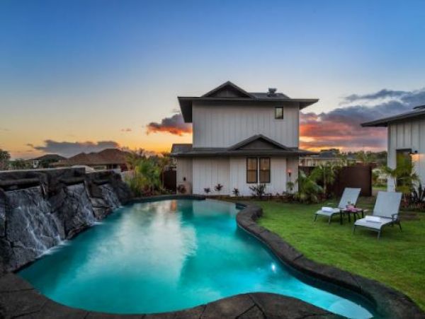Finest Walk to Beach Kauai Luxury Six Bedroom Vacation Home