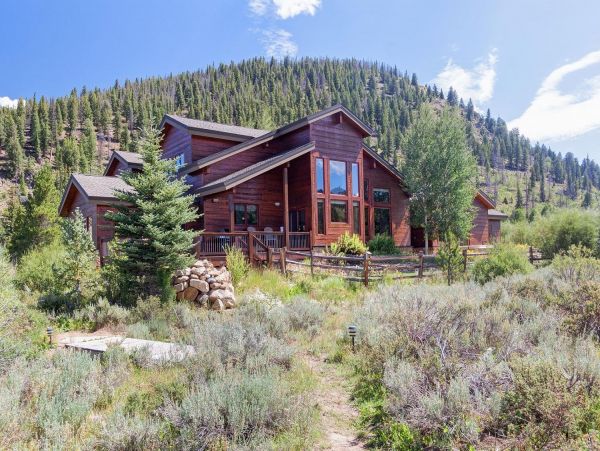 Breckenridge Home 952200