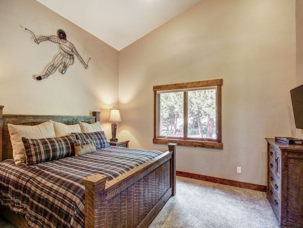 Breckenridge Home 952200