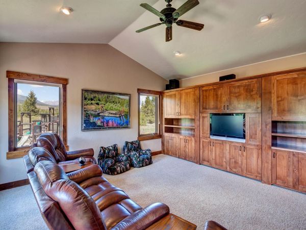 Breckenridge Home 952200