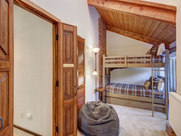 Breckenridge Home 952202