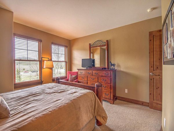 Breckenridge Home 952207