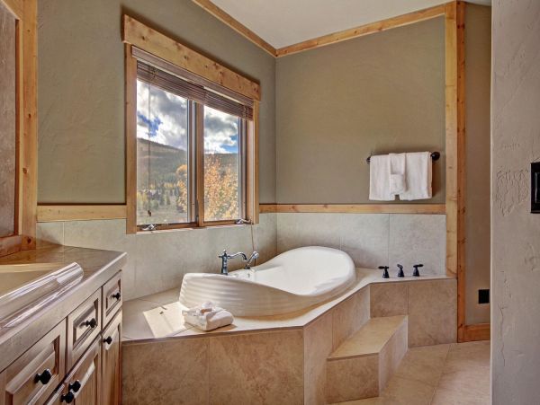 Breckenridge Home 952208