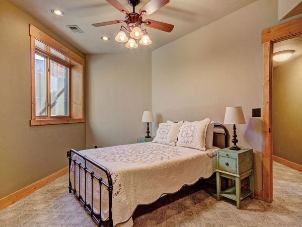 Breckenridge Home 952208
