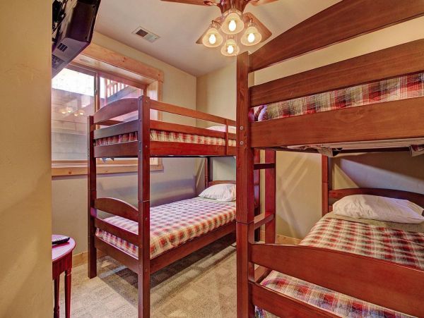 Breckenridge Home 952208