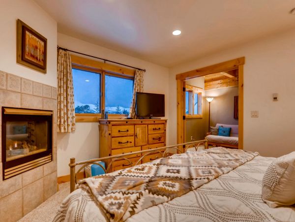Breckenridge Home 952210