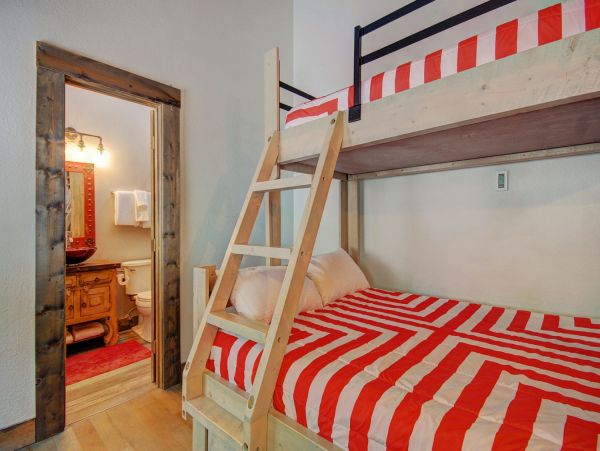 Breckenridge Home 952211