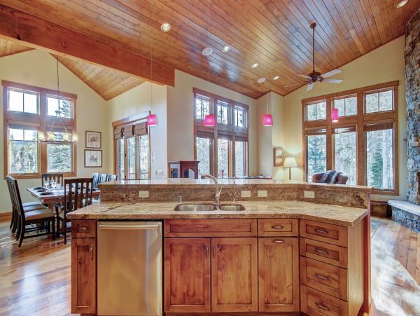 Breckenridge Home 952212
