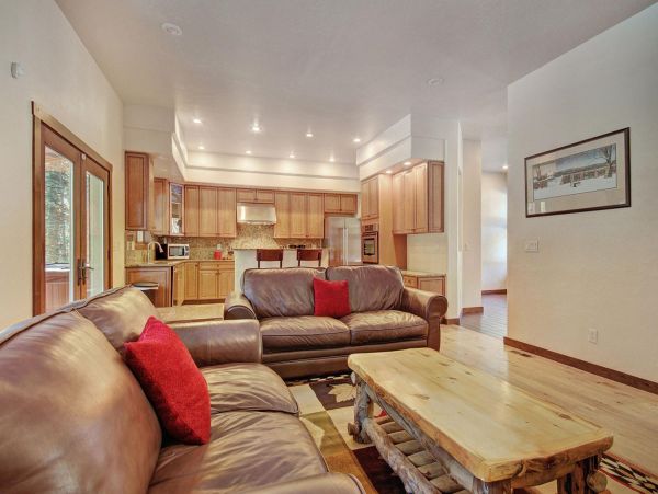 Breckenridge Home 952213