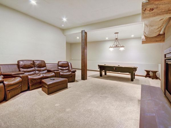 Breckenridge Home 952213