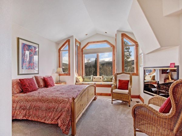Breckenridge Home 952219