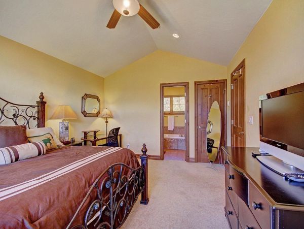 Breckenridge Home 952223