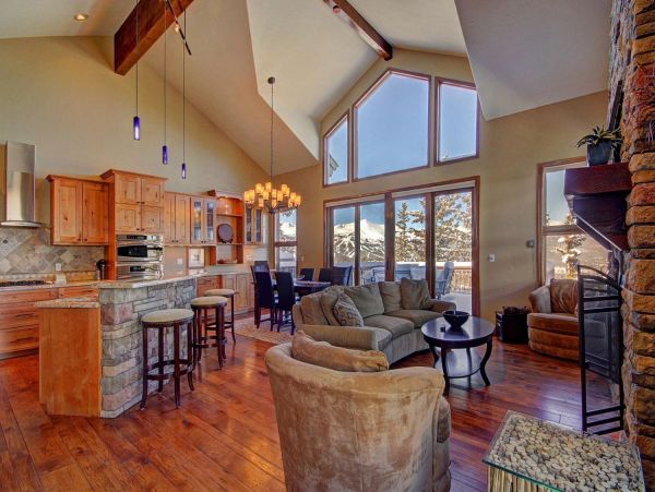 Breckenridge Home 952226