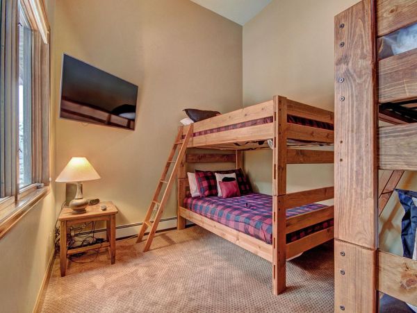 Breckenridge Home 952226