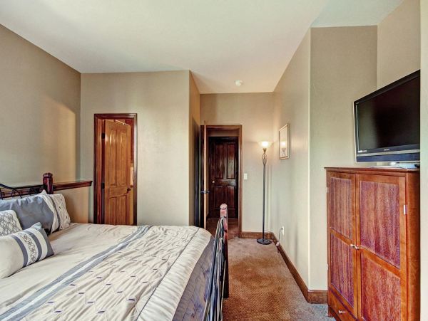 Breckenridge Home 952226