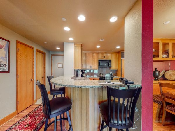Beaver Creek Bachelor Gulch Condo 952444