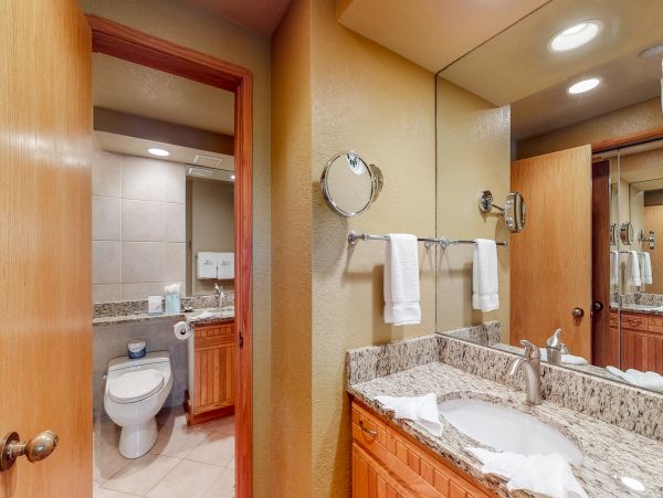 Beaver Creek Bachelor Gulch Condo 952444