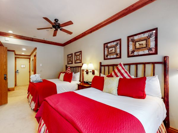 Beaver Creek Bachelor Gulch Condo 952455