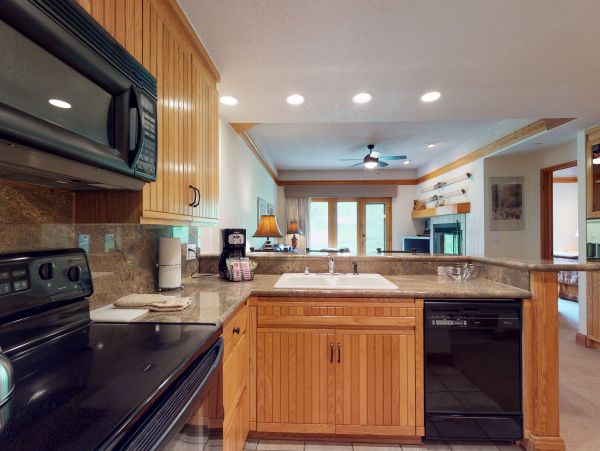 Beaver Creek Bachelor Gulch Condo 952463