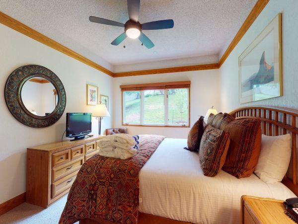 Beaver Creek Bachelor Gulch Condo 952463