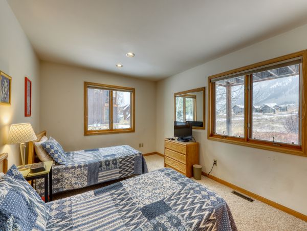 Aspen Home 952472