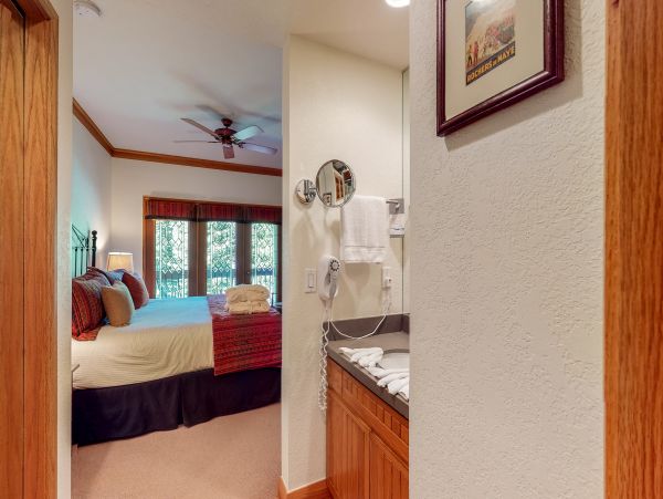 Beaver Creek Bachelor Gulch Condo 952475
