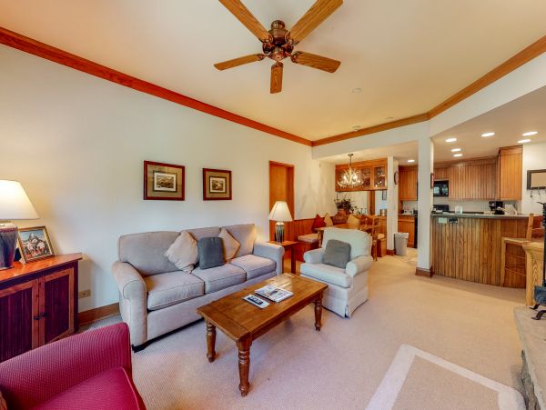 Beaver Creek Bachelor Gulch Condo 952475