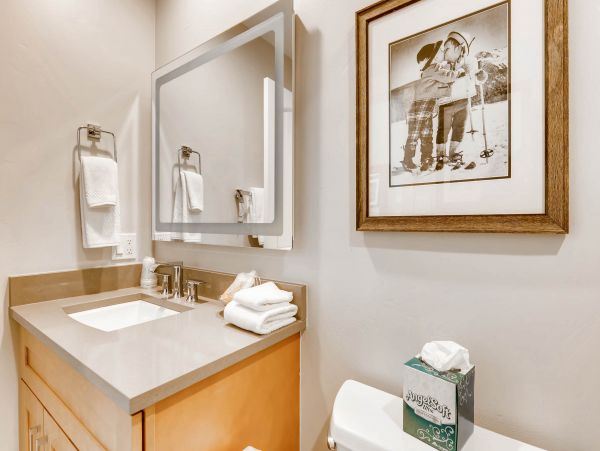 Beaver Creek Bachelor Gulch Condo 952476