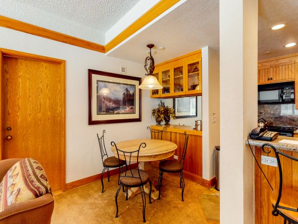 Beaver Creek Bachelor Gulch Condo 952482